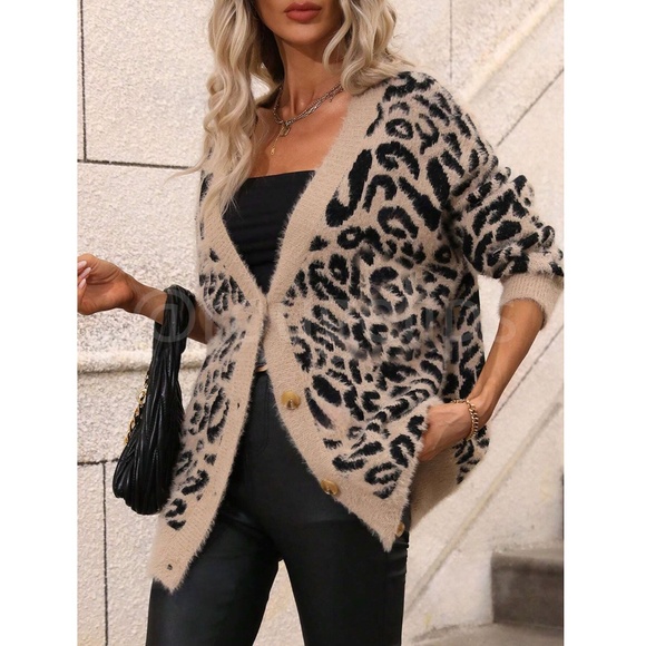 Cheetah, Animal, Leopard Fuzzy Cardigan, Button Front - Picture 2 of 7